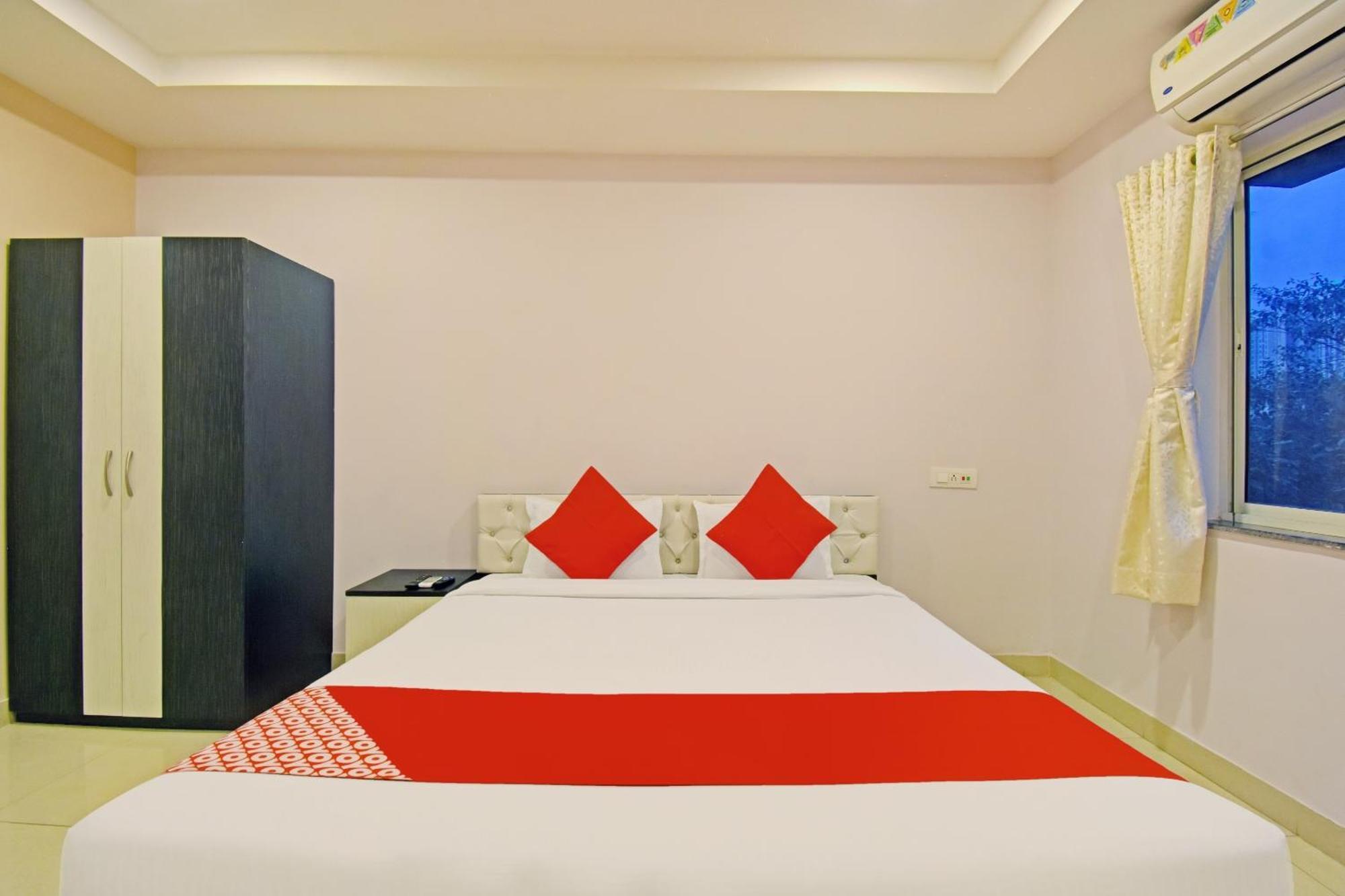 Hotel O Newtown Galaxy Panchuria Exterior foto